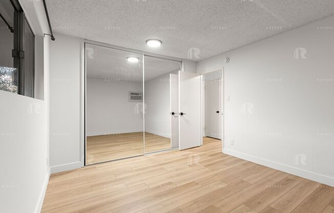 (Anna:B) Park Collins