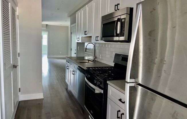 5334-36 Cedar Ave
