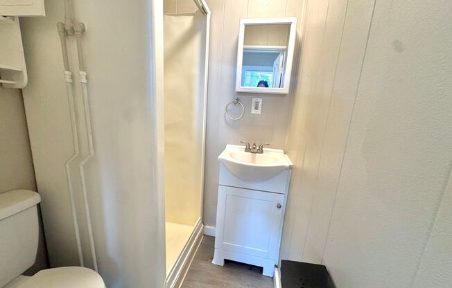 1 bed, 1 bath, 573 sqft, $895, Unit 3