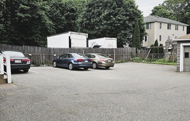 97 HAMMOND ST