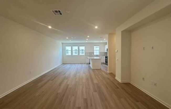 4 bedroom home for leasing in Chino