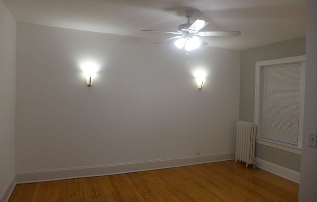 Studio, 1 bath, 300 sqft, $1,395, Unit 104