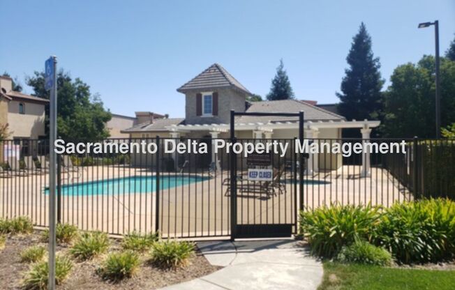 2 beds, 2 baths, $2,095, Unit # 26104