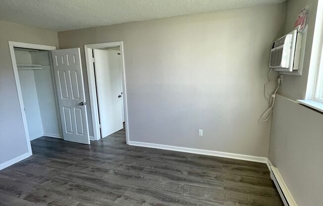 1 bed, 1 bath, 433 sqft, $1,450, Unit 6-7A