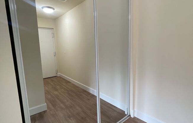 2 beds, 2 baths, 1,000 sqft, $2,250, Unit 14200 #203