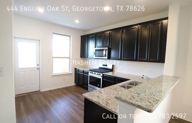 444 ENGLISH OAK ST