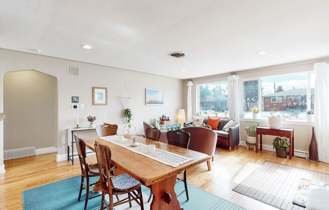 Beautifully Single Family Home Near Olde Town Arvada!