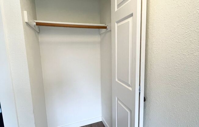 1 bed, 1 bath, 480 sqft, $1,395, Unit 210