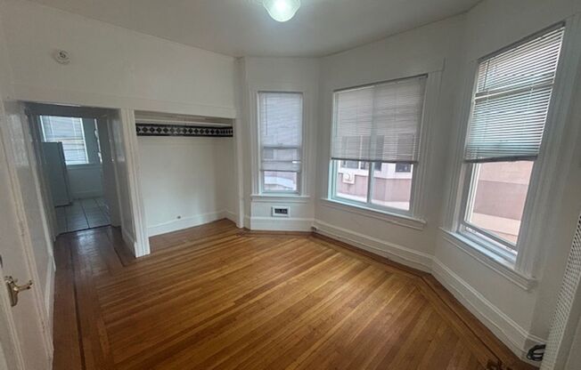 1238 2nd Ave