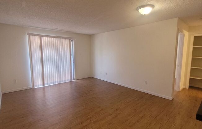 Super cute and Spacious Two-Bedroom Apartment!