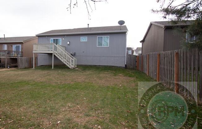 3 beds, 2 baths, $2,045