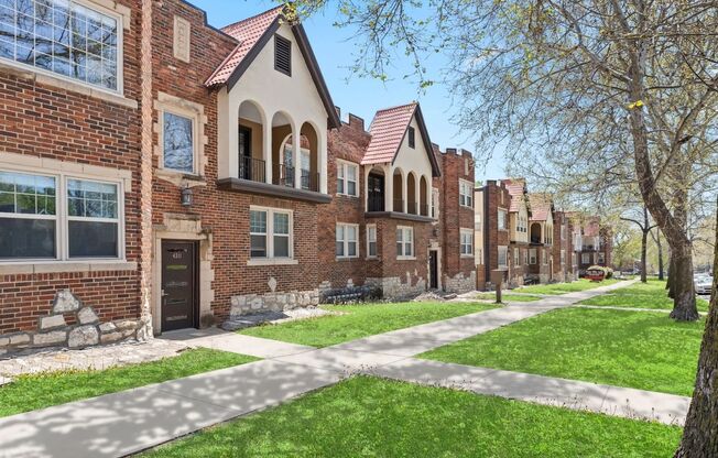 Roanoke Apartments