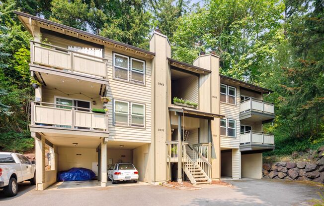 Remodeled Sunny 2 Bedroom minutes from Microsoft