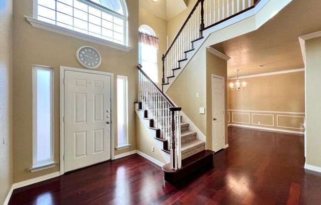 Stunning 4 Bedroom 2 and a half Bath in the Heart of North Richland Hills