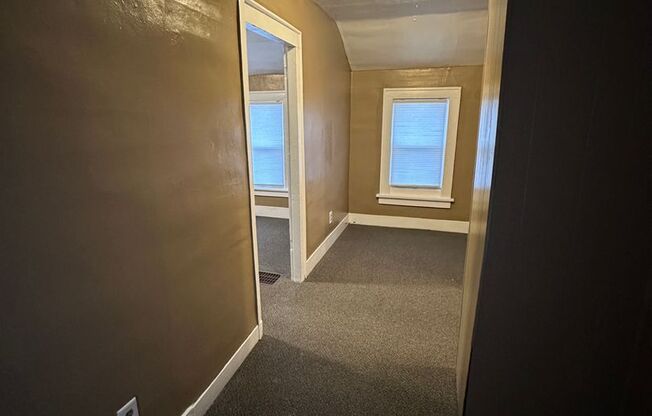 1 bed, 1 bath, $795, Unit 203