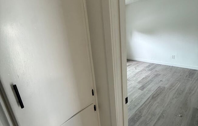 1 bed, 1 bath, 600 sqft, $2,275, Unit 9
