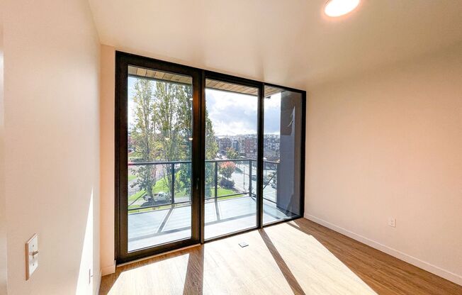 1 bed, 1 bath, 652 sqft, $3,395, Unit 303