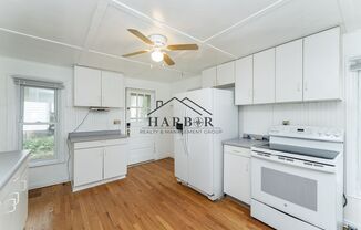 225 10th St. NW