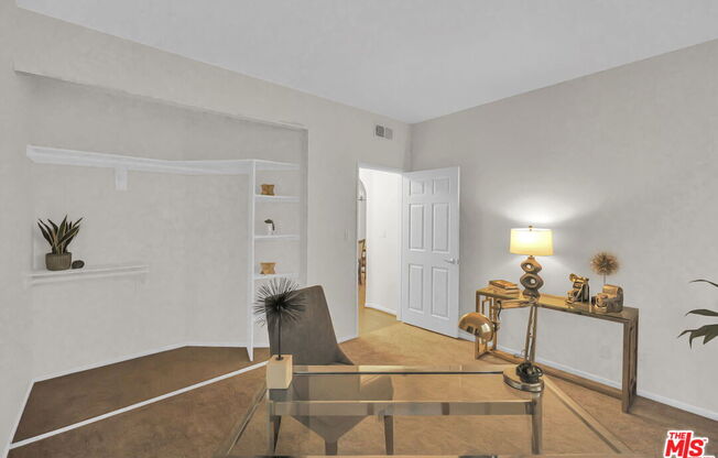 2 beds, 2 baths, 942 sqft, $559,900, Unit 135