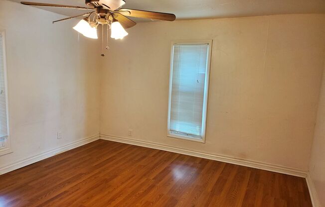 4 bed 2 bath house in Edmond, OK next to UCO campus
