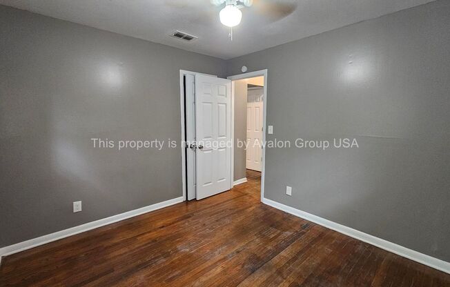 3 beds, 1 bath, $1,075