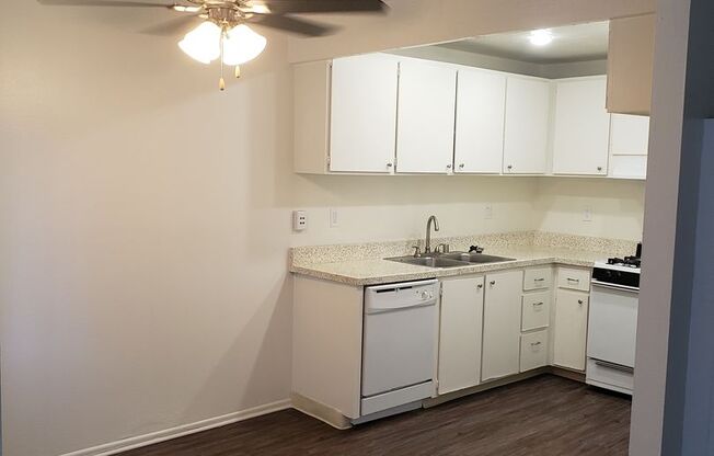 156 Arbor Park Apartments