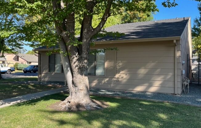 3339 RIVERTON WAY