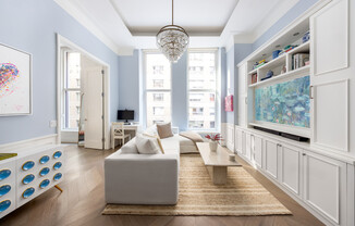 1 bed, 1.5 baths, 895 sqft, $9,950, Unit 4J