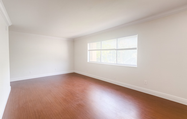 Studio, 1 bath, 567 sqft, $1,680, Unit 25- Unit 15