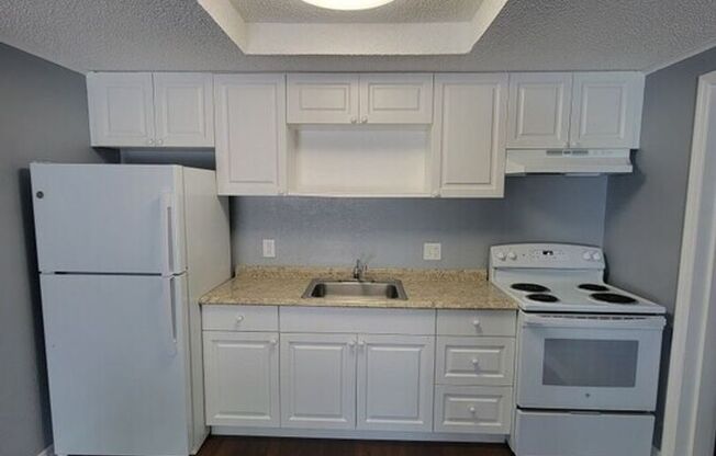 Apollo Beach Villas