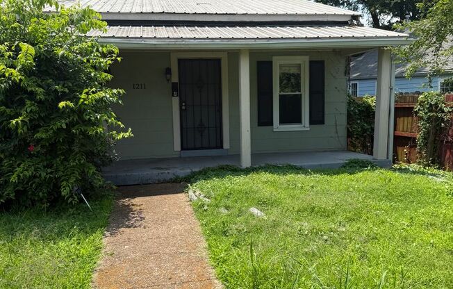Cute shotgun style 1 bedroom/downtown Nashville