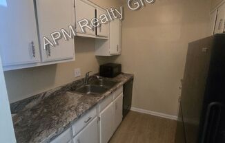 1 bed, 1 bath, $895