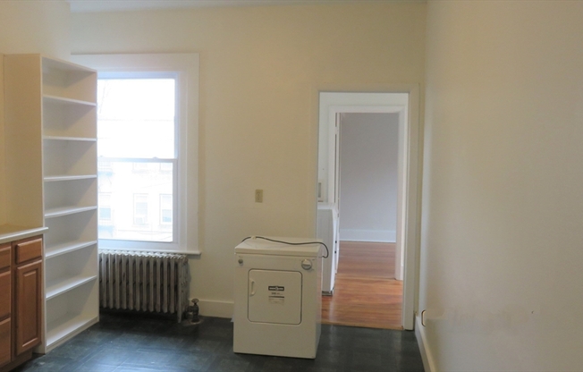 39 STRATHMORE RD