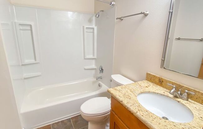 2 beds, 1 bath, 700 sqft, $2,295, Unit 414