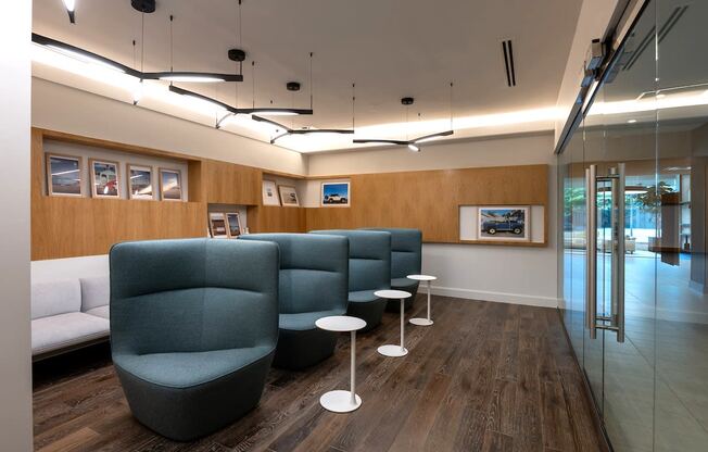 Social Lounge at Sinclaire on Seminary, Alexandria, VA, 22311