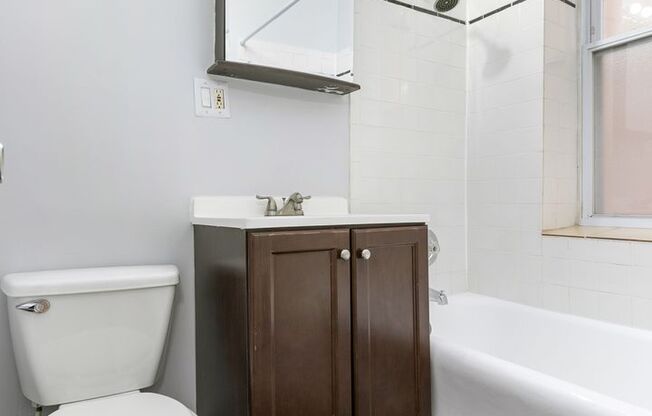 Studio, 1 bath, 280 sqft, $1,375, Unit 206