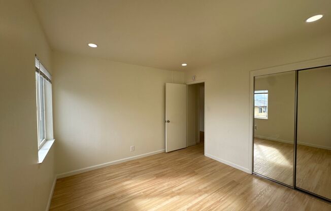 317 Warwick- 270- 1196/2701