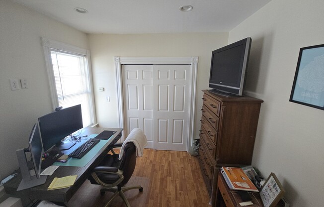 146 HILLSIDE RD