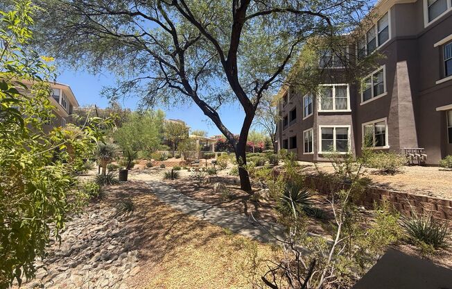 2 beds, 2.5 baths, $1,900, Unit APARTMENT 1271