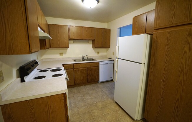 2 beds, 1 bath, $1,125