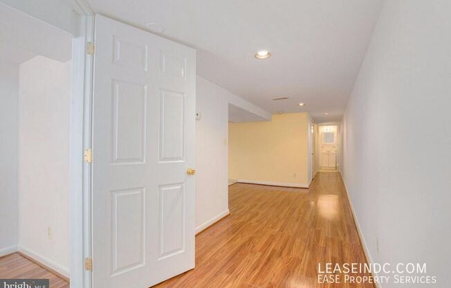 29 T ST NW