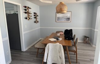 12382 RUNNING RIV RD S