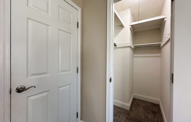 Walk-in Closets