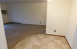 2 beds, 1 bath, $830, Unit 30-204