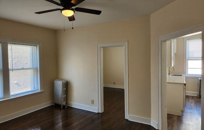 2 beds, 1 bath, $1,445, Unit 7070-2W