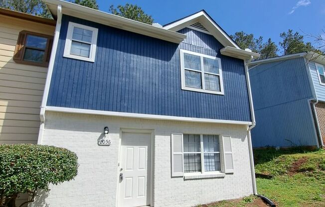 Newly Remodeled 2Bed/2.5Bath Townhome For Lease in Austell