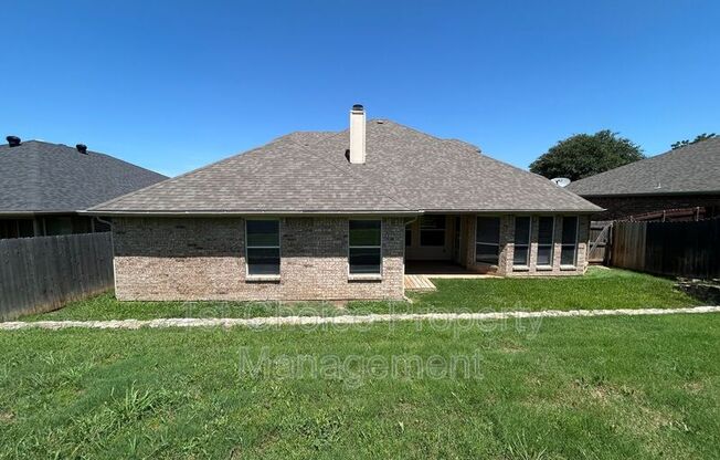 205 CARRIAGE DR