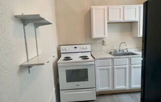 1 bed, 1 bath, 1,000 sqft, $550