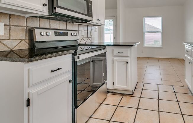 Great Freshly updated 3 bed 2 bath!