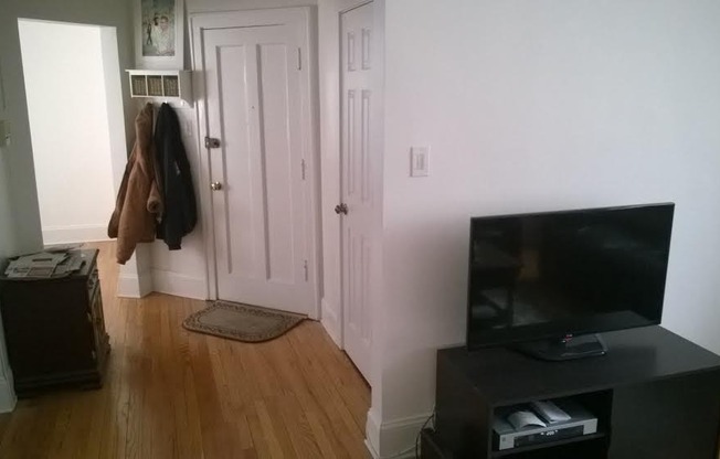 1 bed, 1 bath, 675 sqft, $1,450, Unit 48122A